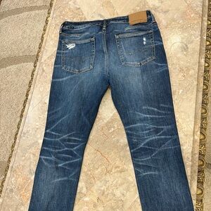 American eagle men’s jeans
